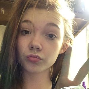 Meet your Posher, Evangeline